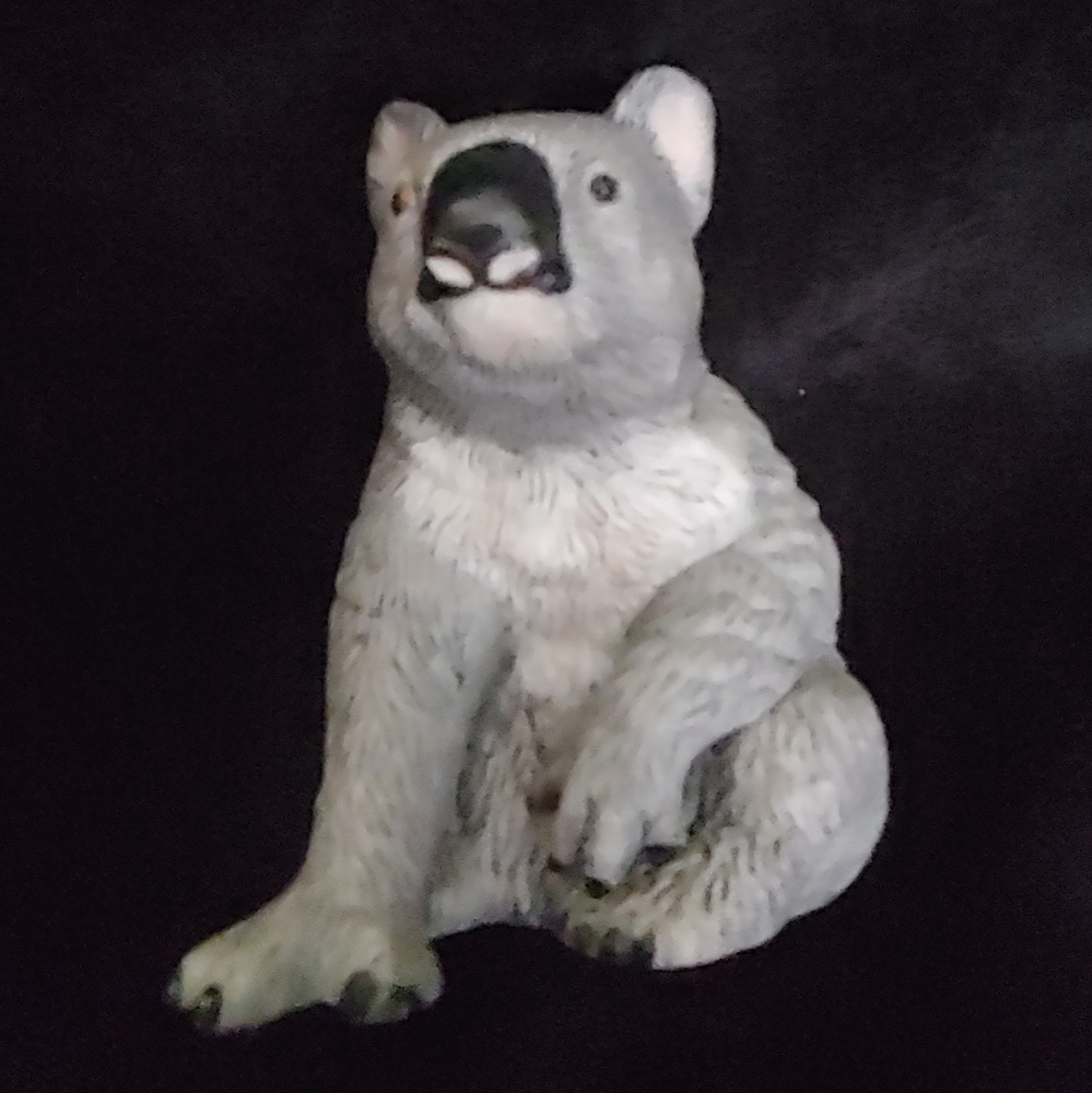 VTG. Royal Heritage Koala Bear Figurine